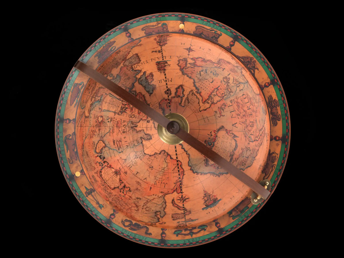 Zoffoli Giunone: overhead view of the illustrated interior of the globe bar lid.